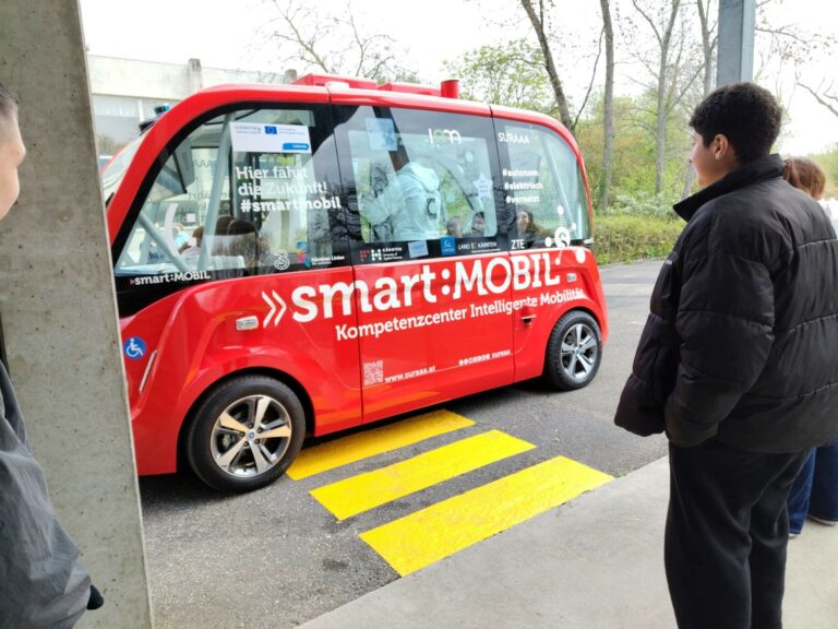 Mehr über den Artikel erfahren Ein Blick in die Zukunft: Autonomes Fahren hautnah erlebt